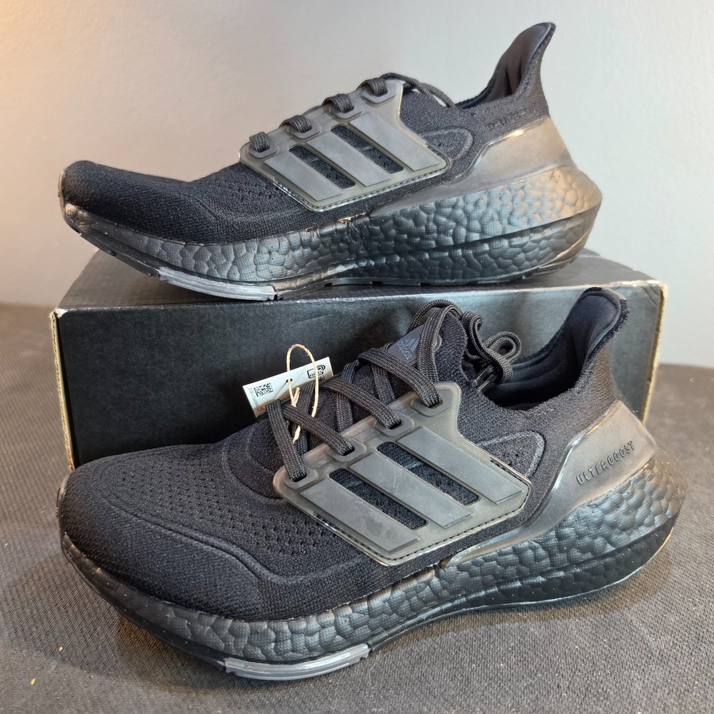 Adidas Ultraboost 21 Womens Sz 6 / Youth 4.5 Triple Black BOOST Running FY5390